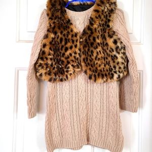 🌻🌻 3/$10 Toddler Sweater Dress w/Faux Fur Vest